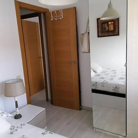 Playa 5 Min, Terraza, Ac, Wifi, Parking * Calella